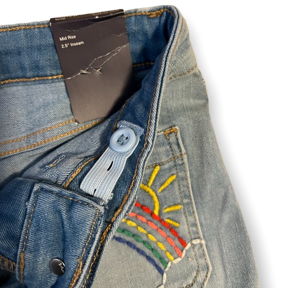 GAP GIRLS Rainbow Embroidered Shortie Cut Off Denim Shorts NWT - Picture 6 of 11